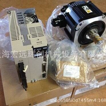SGDV-1R6A01A/1R6A11B/R90A11B/R90A11A/2R8A01A/11B002000安川