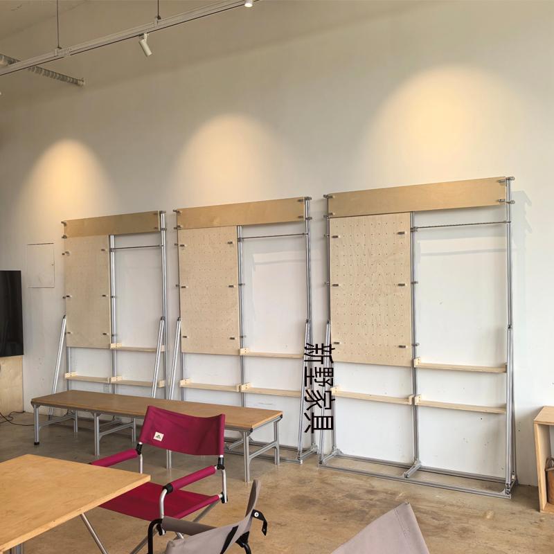 简约现代铝型材洞洞板服装店饰品架家用玄关桦木收纳展示架装饰柜