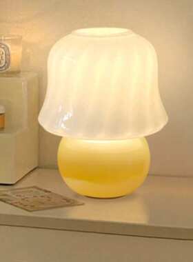 中古风Muran奶油台灯琉璃玻璃小台灯床头灯卧室书房创意装饰台灯