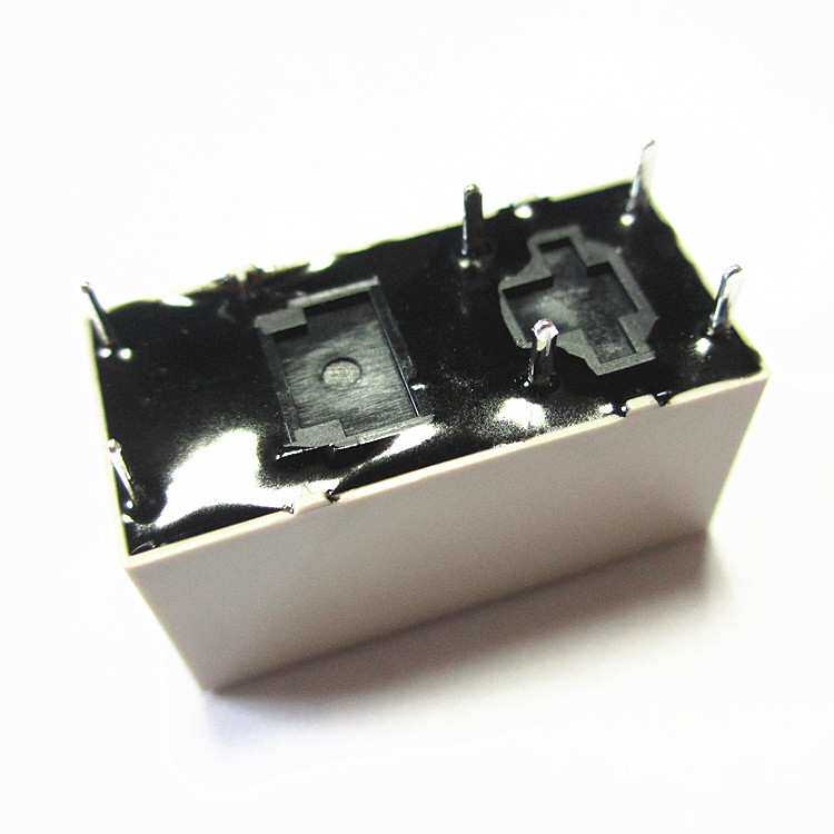 CZECH DE2a-12V ADE203 8A250V 8A 30V 0MS功率继电器