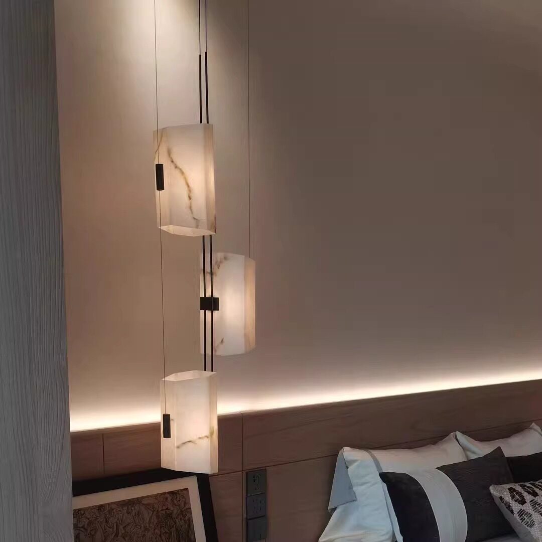 北欧现代卧室床头仿云石吊灯设计师创意样版房高级感艺术玄关吊灯图片