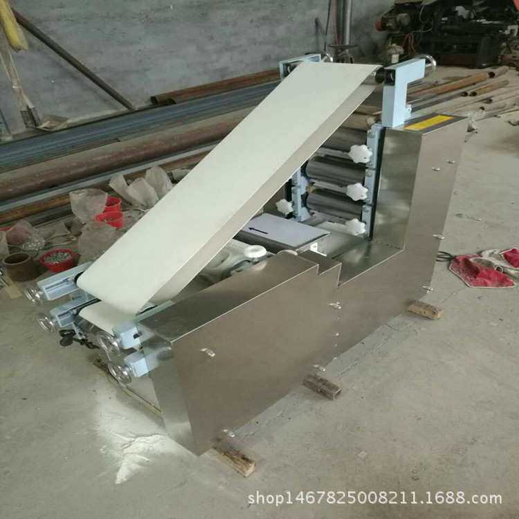 各种面皮机产品 全自动饺子皮机 馄饨皮机 烩面坯成型机商用