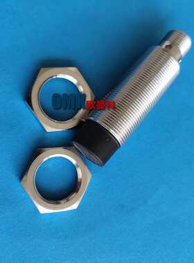 巴鲁夫接近开关BES M18MG-PSC16F-S04G 插头接口型4线PNP 常开