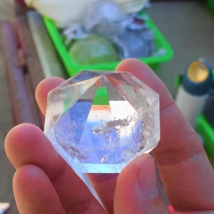 天然白水晶金字塔六面塔摆件原石打磨钻石状摆设家居办公桌面装饰