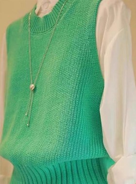 绿色圆领外搭叠穿针织马甲女秋冬季叠穿软糯外搭坎肩无袖毛衣背心