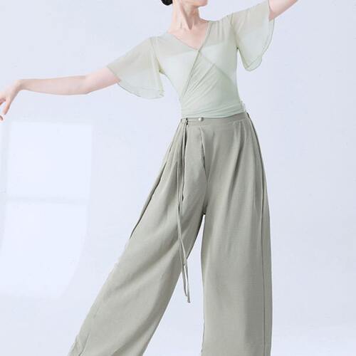 古典舞练功服短款设计感小飞袖系带纱衣中国民族舞演出服现代舞蹈