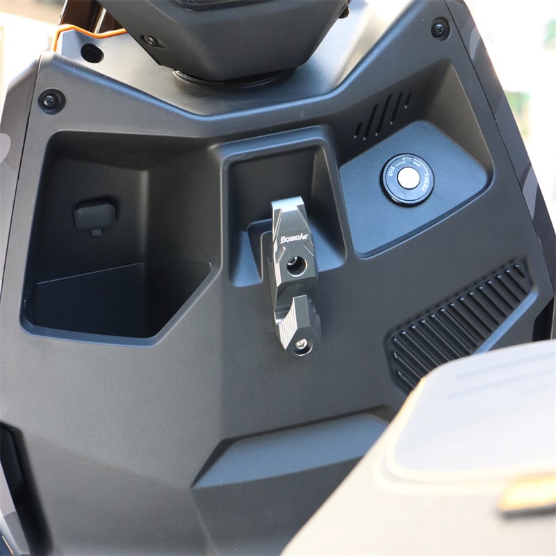 适用小牛FX电动摩托车改装前置物挂钩铝合金多功能双挂钩装饰配件