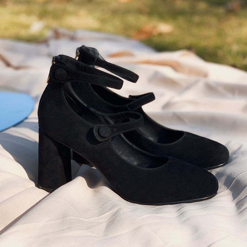 黑色高跟鞋女春秋真皮赫本风复古玛丽珍鞋粗跟浅口一字扣法式单鞋