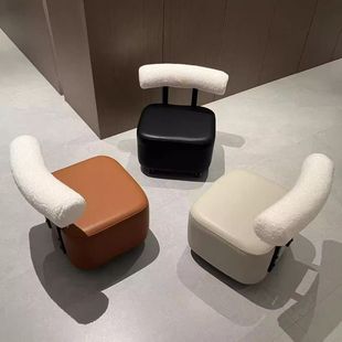 家用矮凳万向轮凳子客厅高颜值靠背小凳子简约沙发凳可移动溜溜凳