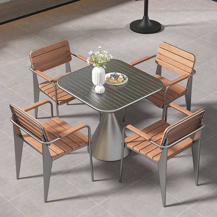 户外铁艺桌椅组合工业风咖啡厅外摆一桌四椅庭院防锈创意桌椅套装