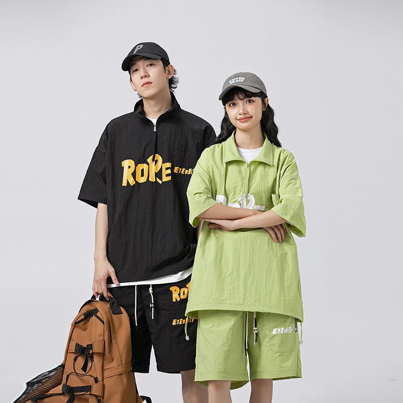 男女夏季新款时尚t恤潮流情侣套装短袖短裤大码运动宽松两件套装