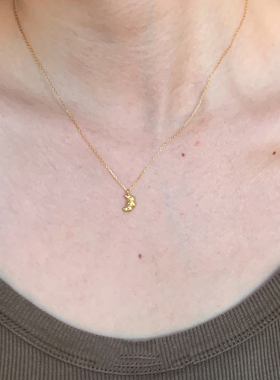 金色迷你可颂牛角包坠项链锁骨链