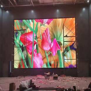 厂家直供二次开发led显示屏悬挂式全彩广告屏led条屏滚动高清模组