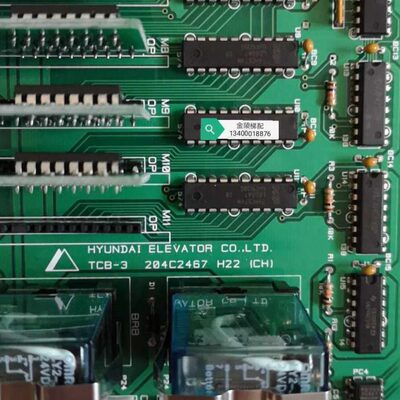 上海现代电梯配件TCB-3 204C2467 H22(CH) 控制板 STVF5原装全新