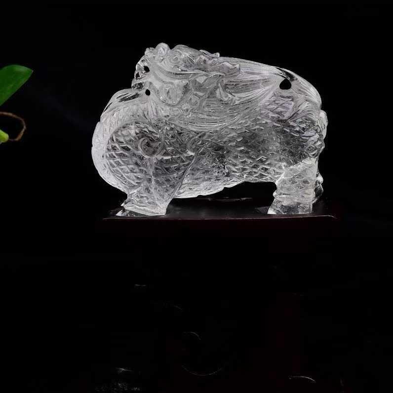 精品天然白水晶麒麟摆件精工立体雕刻晶体干净造型饱满