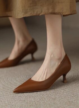 尖头小跟大码女鞋41一43胖脚宽2023春款高跟鞋女百搭黑色工作鞋40