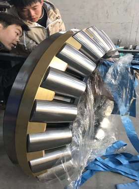 292/500293/500294/500特大9类调心推力滚子轴承现货