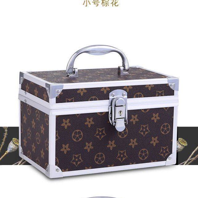 化妆箱大容量手提扣锁箱网红可爱小号便携多功能多层化妆品收纳盒