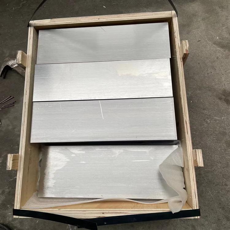 太钢现货0Cr18Ni12Mo2Cu2不锈钢 不锈钢圆钢 不锈钢管 不锈钢棒材图片