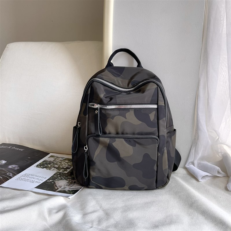 2024新款韩版休闲双肩包香港风迷彩防水尼龙布轻S便百搭防盗背包
