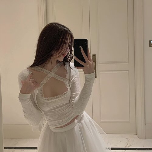 chicyou纯欲甜妹穿搭性感交叉蕾丝吊带背心薄款甜辣上衣开衫外套