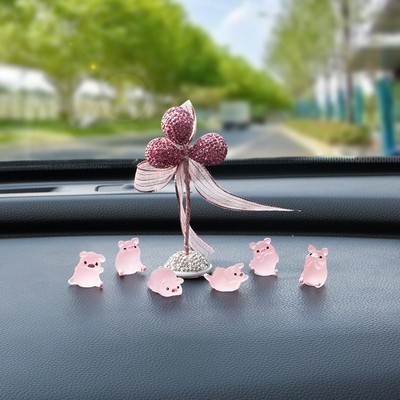 汽车摆件创意网红夜光小猪车载中控台迷你小摆件车内用装饰品之满