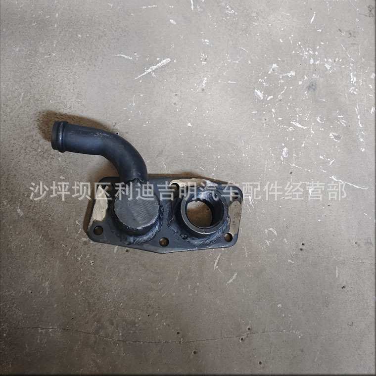 重庆出水接头NT855 船舶柴油发动机配件3051035出水接头