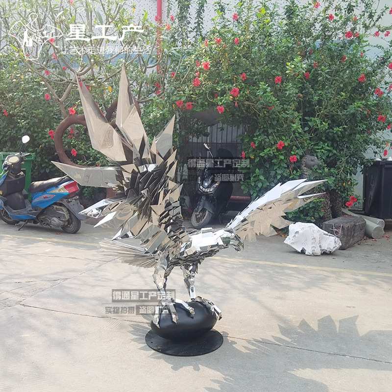 老鹰不锈钢镜面雕塑户外景观金雕大鹏动物雕塑仙鹤大型园林摆件