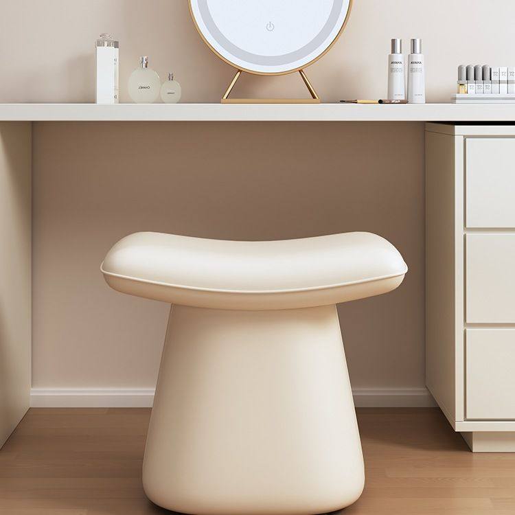 轻奢梳妆凳奶油风化妆凳女生卧室梳妆台专用凳子高级感主卧化妆椅