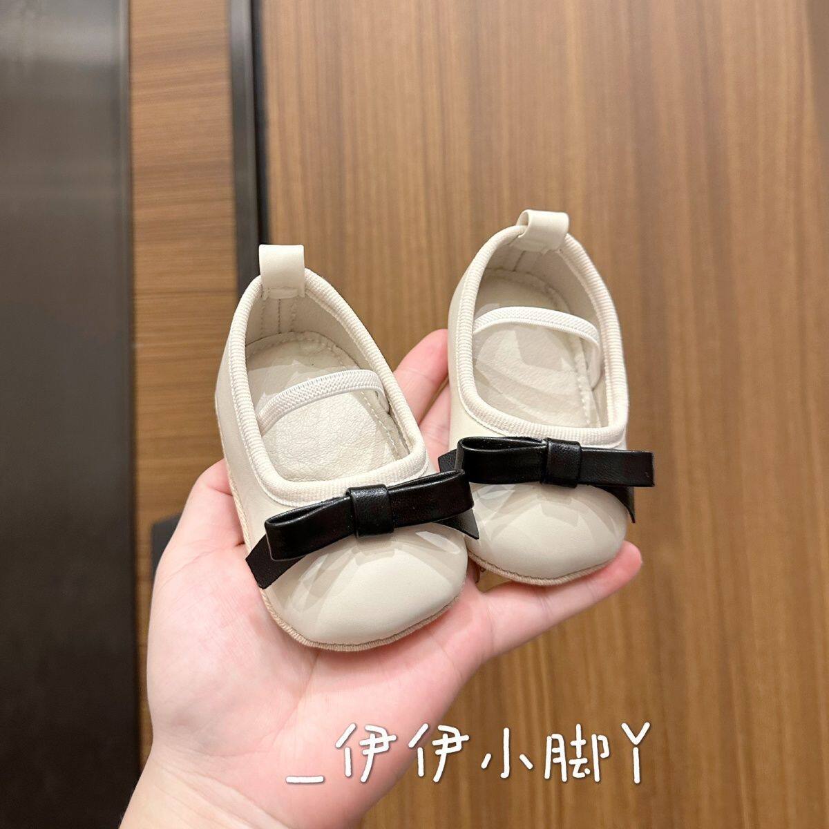 春秋婴幼儿步前鞋0-1岁3个月百天周岁宝宝公主软底不掉跟学步鞋女