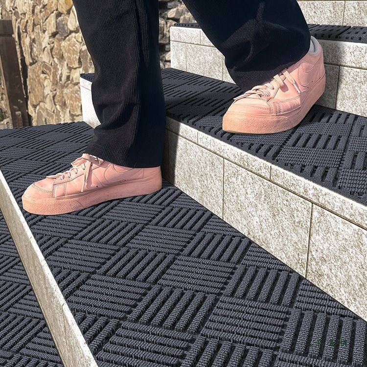 户外楼梯踏步垫除尘垫子商用门口地毯定 制地垫冬天室外台阶防滑