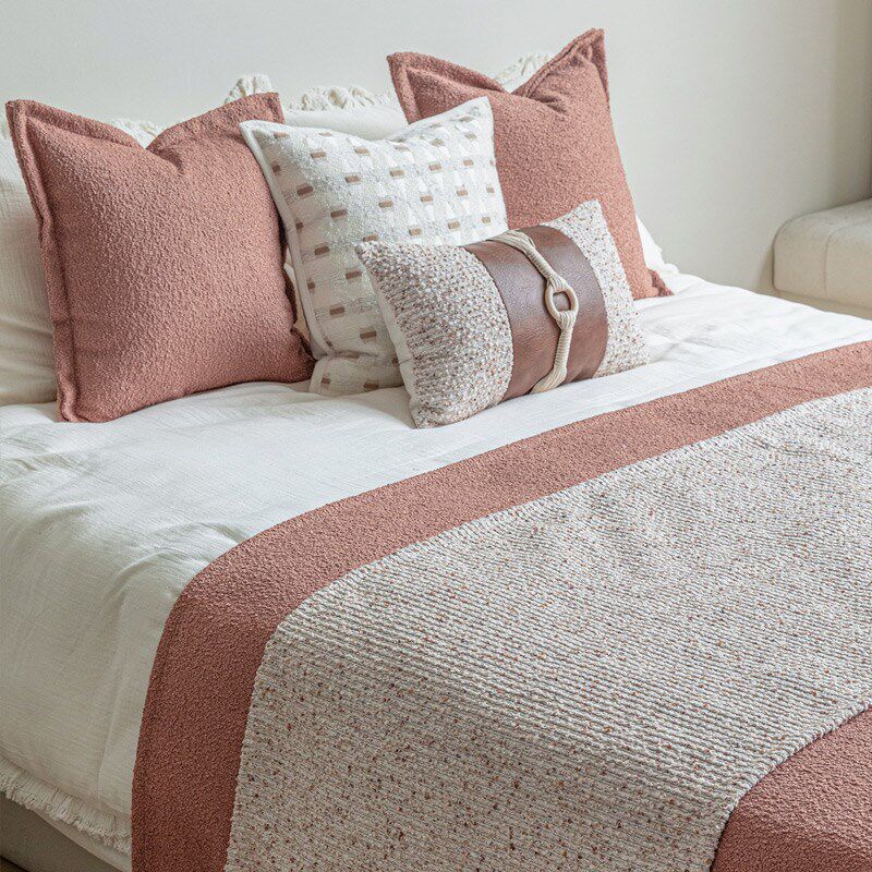 自然侘寂风民宿软装床旗床尾巾高级样板间抱枕搭毯床上装饰10件套