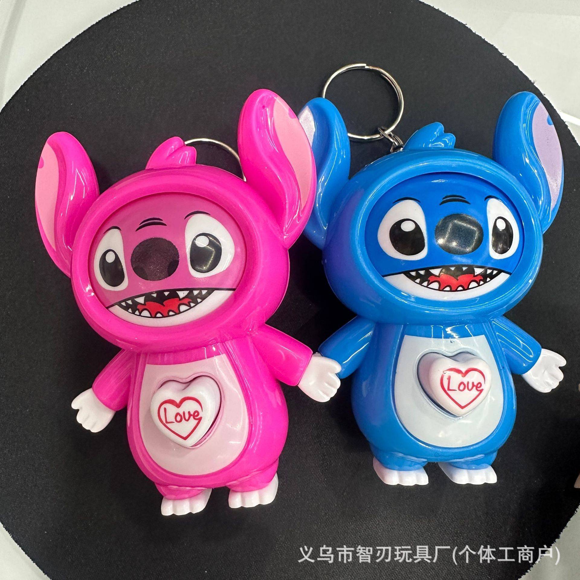 史迪仔变脸公仔挂件钥匙扣创意玩具自动按压变脸玩偶手办表情人偶