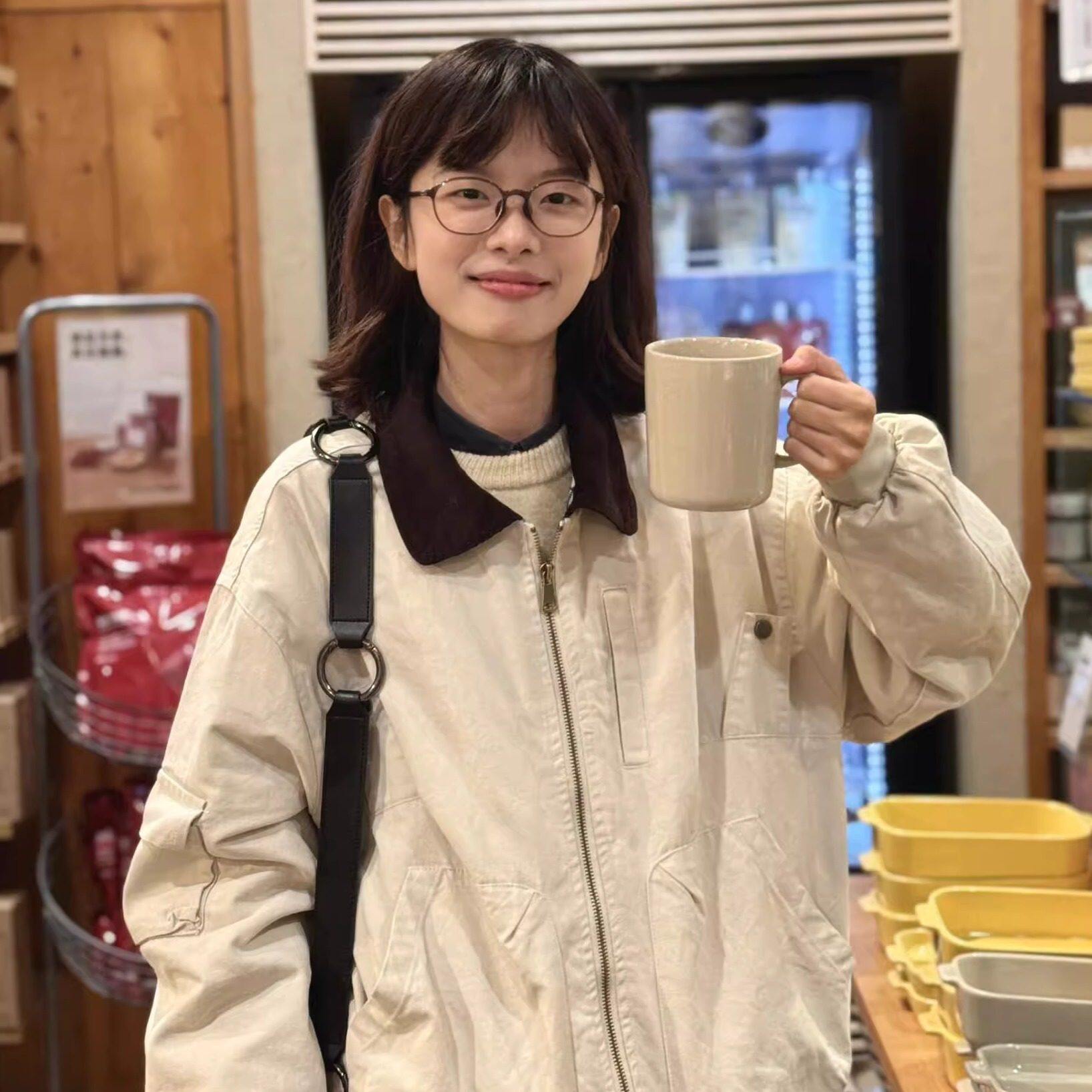 开 春日系工装外套女2025新款春季超火小众高级感休闲 翻领棒球上