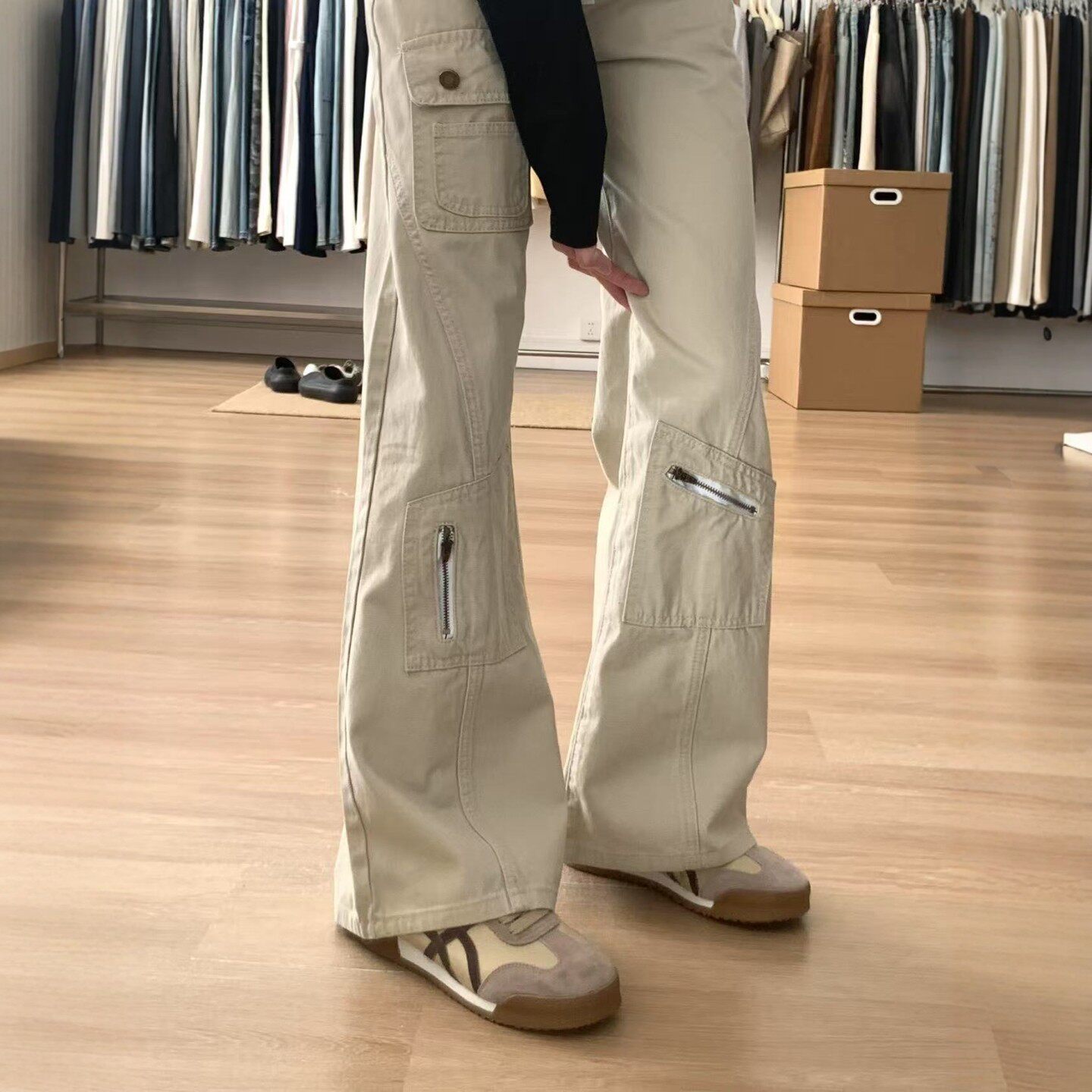 美式工装微喇牛仔裤女秋季新款大尺码胖mm高腰宽松显瘦不贴腿喇叭