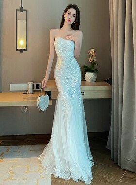 白色晚礼服女2025新款高级感宴会气质奢华小众抹胸主持高端鱼尾裙