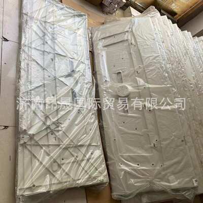 重汽HOWO T7H汕德卡C7H配件812W61110-0053驾驶室散热器面罩 出口