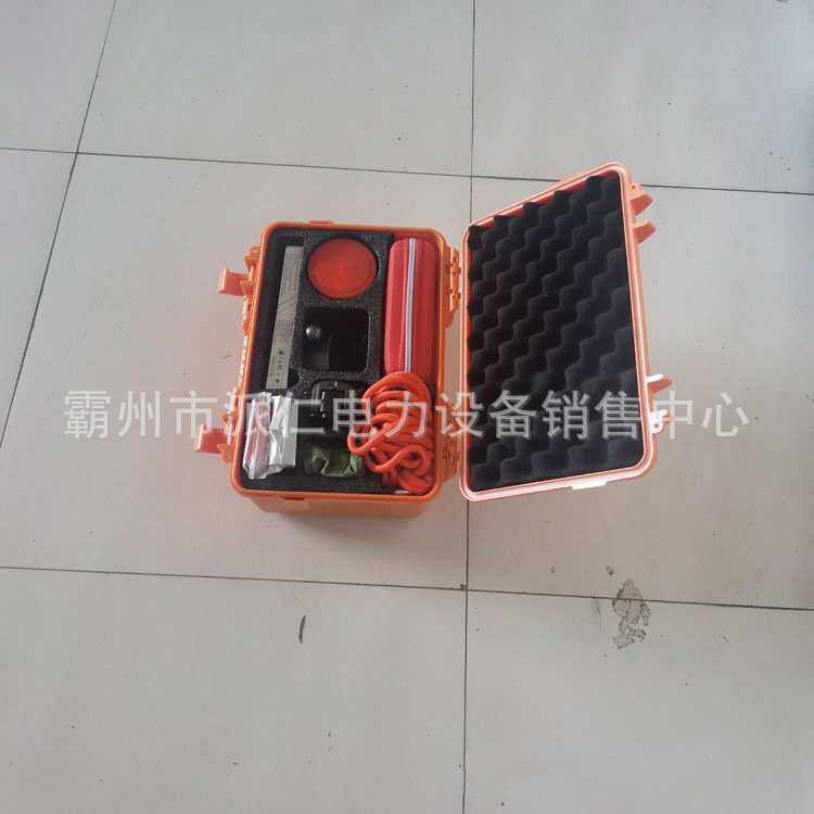抗洪抢险防汛应急箱多功能户外应急急救箱12件套自救装备箱