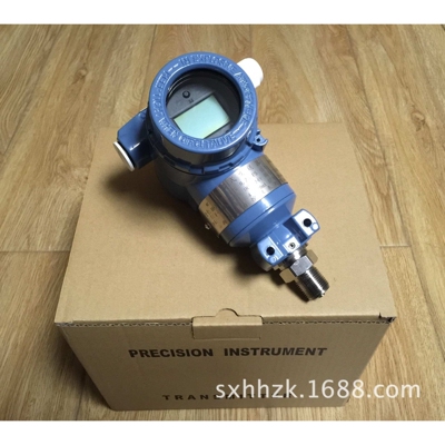 压力变送器智能电路，3051壳体安装，扩散硅芯体，表头360转动。