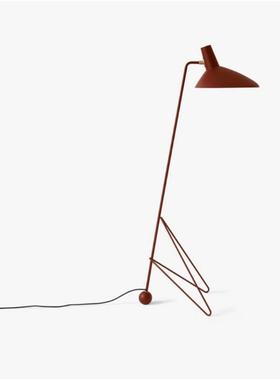 北欧简约创意落地灯酒店样板房客厅书房现代卧室Tripod立式地灯