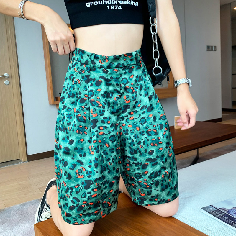 复古豹纹短裤女2021夏季缎面印花阔腿裤宽松中裤高腰显瘦五分裤,女装/女士精品,休闲裤,淘宝优惠券,粉丝福利购,淘宝优惠卷