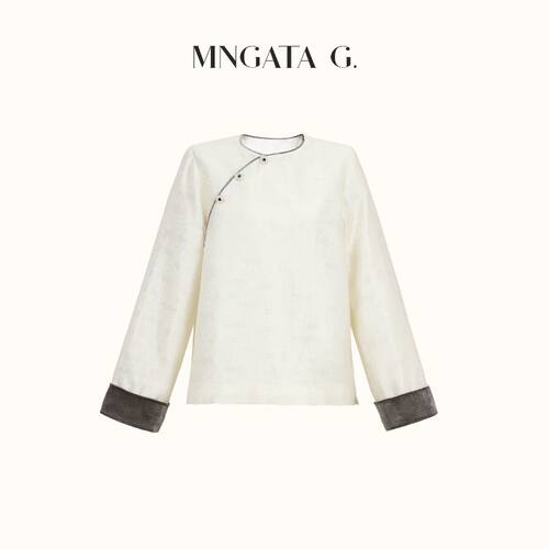 MNGATA G./曼加塔【月魄白】春秋新中式国风圆领羊毛上衣5010901