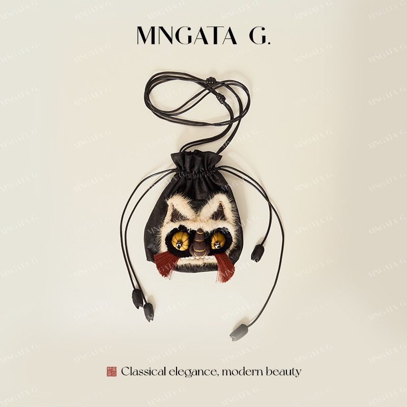 MNGATA G./曼加塔【贵州凯里虎头包】新中式时尚搭配小挂包