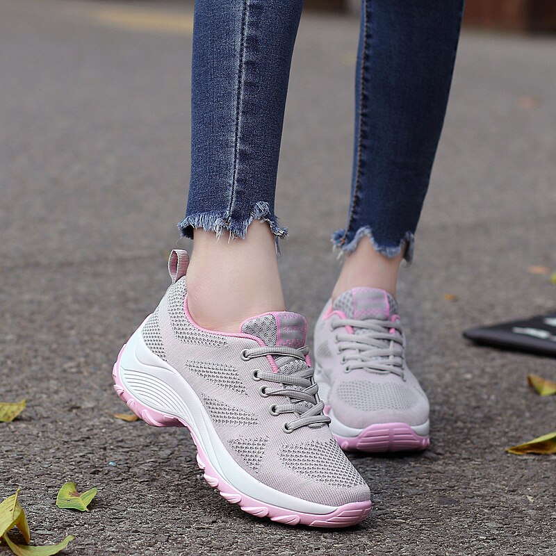 妈妈徒步鞋厚底女婆婆越野跑鞋户外登山鞋网面透气运动鞋子中老年