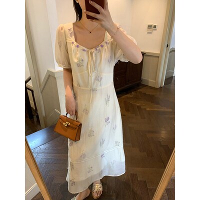 NAZ那子大码2024夏季新款法式温柔风胖mm设计感显瘦刺绣连衣裙女