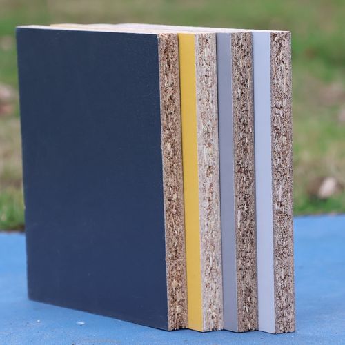 贴面桌面免漆板材衣柜颗粒柜门卫生间隔断板18mm 25mm刨花板双面