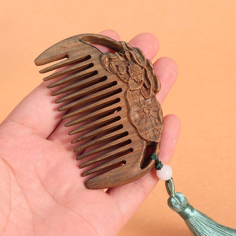 景点工艺品 绿檀木梳迷你便携梳花梨木单面雕花梳子 背面可以刻字