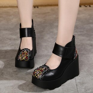 春季新款坡跟厚底牛皮女鞋民族风复古刺绣花朵圆头胖脚浅口女单鞋