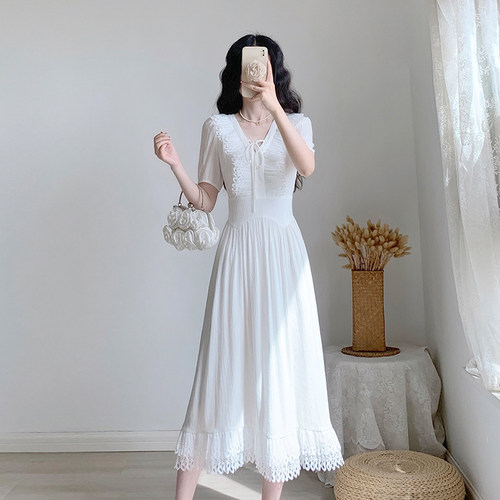 夏季2024新款女装裙子设计感小众白色仙女裙显瘦质感高级感连衣裙