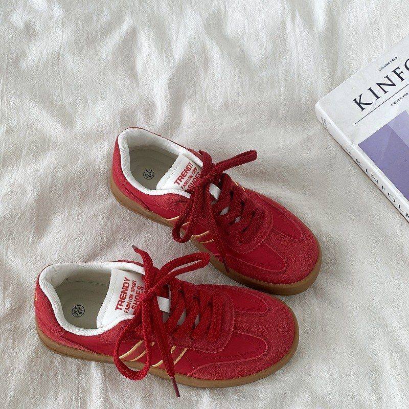 2025春季红色德训鞋女轻便平底新款复古港风chic百搭休闲阿甘板鞋,女鞋,休闲板鞋,淘宝优惠券,粉丝福利购,淘宝优惠卷